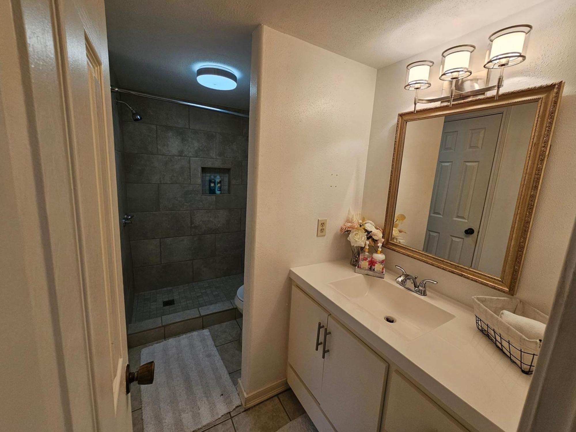 Centrally Located Houston Retreat! Sleeps 8, 10 Min To Downtown, Free Parking Esterno foto
